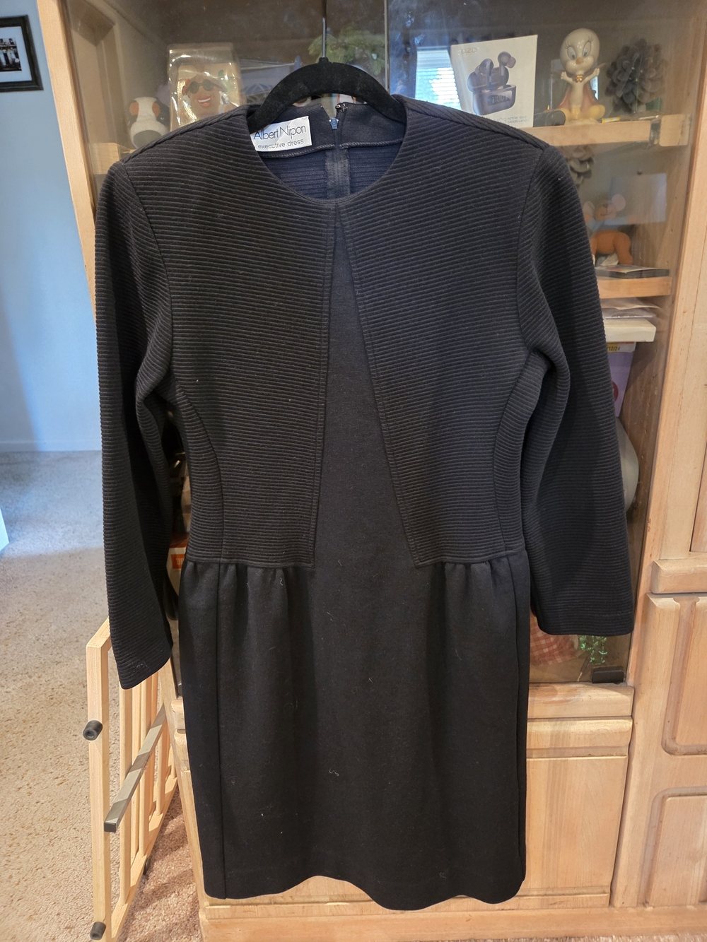 Vintage Albert Nipon Black Long-Sleeve Textured Knit Dress